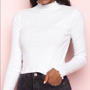 Brandy Melville Lettuce Hem Crop Turtleneck